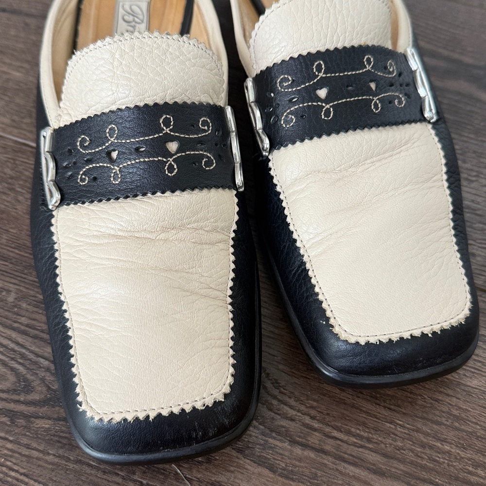 Brighton Black and Cream Leather Slip-On Mules with Decorative Band 8.5 - Picture 6 of 12